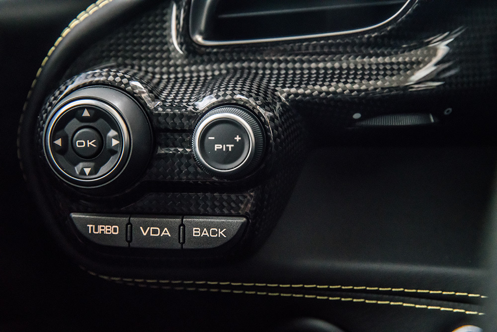 【超跑攻略】崇尚速度 你该拥有一辆法拉利488gtb