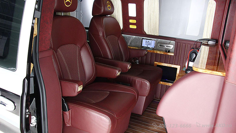 买一辆车等于买了一个办公室or家?