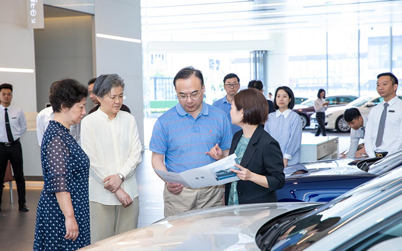 上海市商务委领导一行莅临澳康达调研